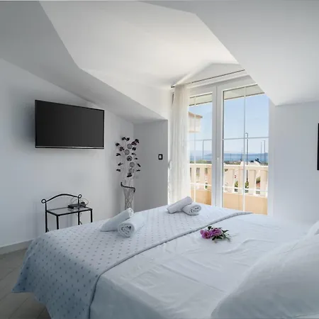 Suker - Jacuzzi, Pool, Sauna Willa