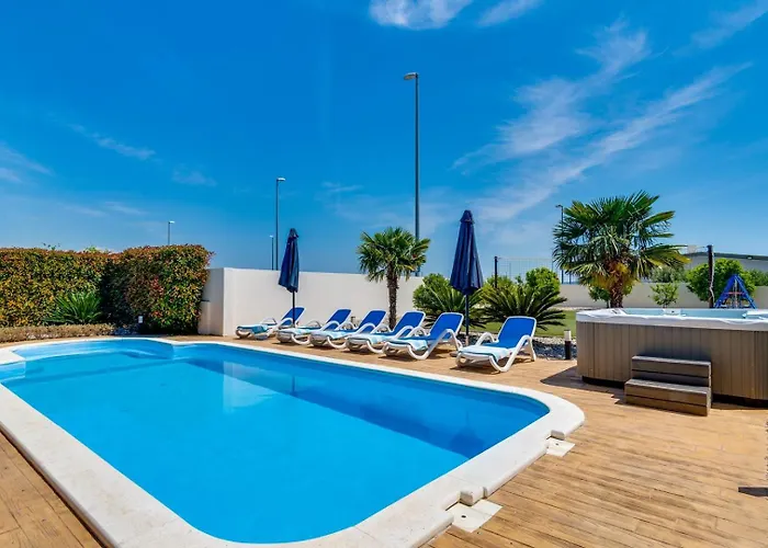 Villa Suker - Jacuzzi, Pool, Sauna Kaštela