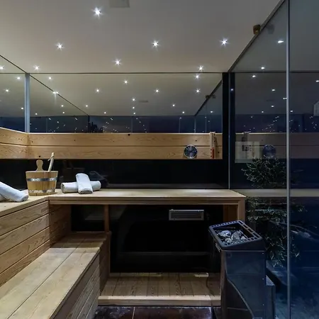 Villa Suker - Jacuzzi, Pool, Sauna Kastela