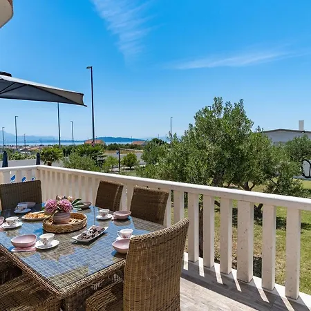 Suker - Jacuzzi, Pool, Sauna