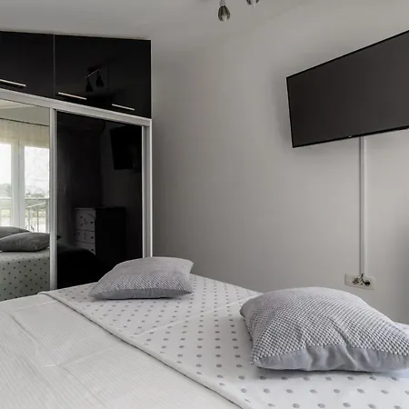 Suker - Jacuzzi, Pool, Sauna * Kastela