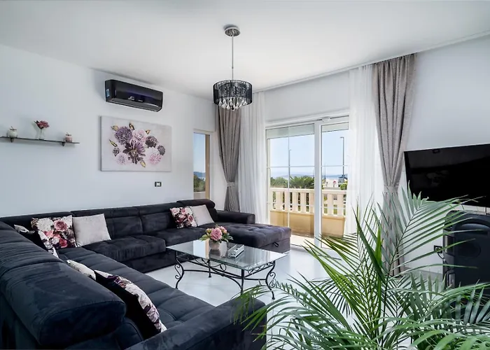 Suker - Jacuzzi, Pool, Sauna Kaštela